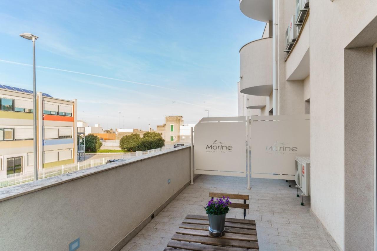 Aparthotel Le Marine Bisceglie Exteriör bild
