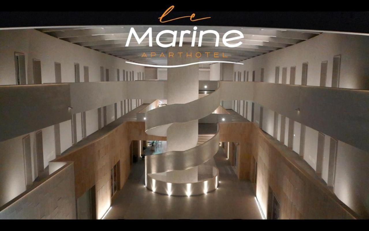 Aparthotel Le Marine Bisceglie Exteriör bild