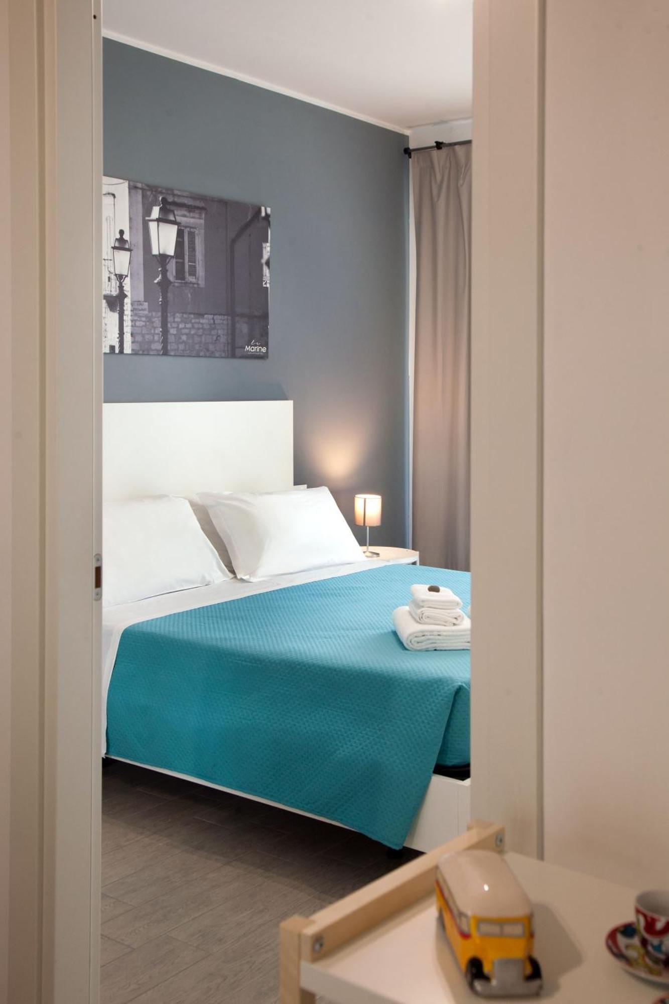 Aparthotel Le Marine Bisceglie Exteriör bild